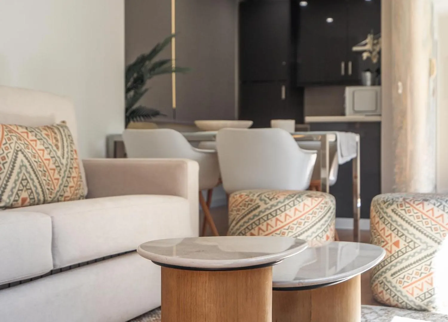 Alise Apartments Tetuan, By Homing U Σεβίλλη